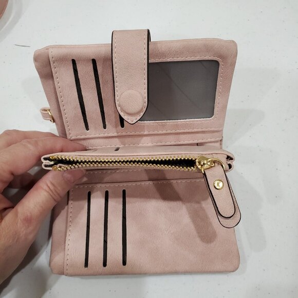 Small Handbag Pink Faux Leather Gold Tone Chain Crossbody Strap with Billfold - Picture 13 of 16